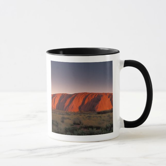 Caneca Austrália, Parque Nacional Uluru. Uluru ou (Direita)