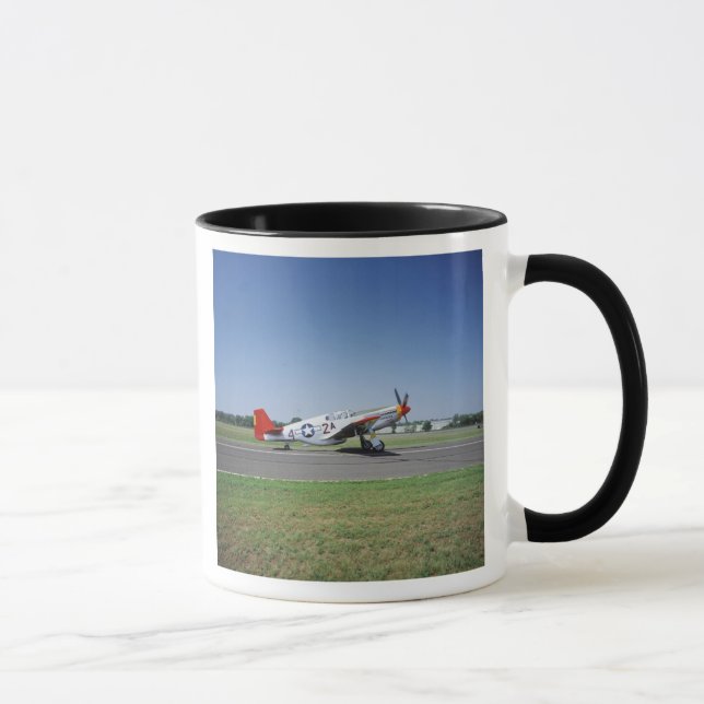 Caneca avião P-51 C Tuskegee Red Tail no CAF Air (Direita)