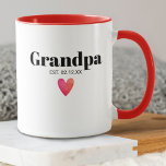 Caneca Avô Birth Anunciando Mug<br><div class="desc">Vovô Est. 20XX. Esta design bonitinha é a maneira perfeita de anunciar sua gravidez a um novo avô marca, avô, papai etc. presente de Dia de os pais excelente para qualquer avô ser. Seja um menino, uma menina, são gêmeos, são trigêmeos, ou é apenas um pacote de alegria. Ideal para...</div>