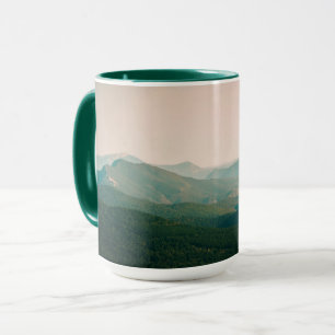 Caneca Azul pelas montanhas