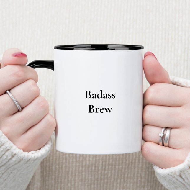 Caneca Badass Breve Citação Engraçada (Criador carregado)