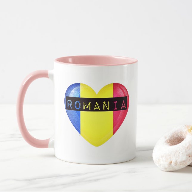 Caneca Bandeira da Romênia Coração (Com Donut)
