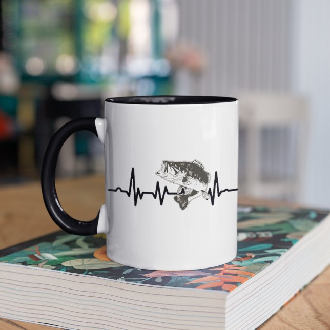 Caneca Bass Fish Pulse Heartbeat Esporte Hobby (Bass fishing pulse coffee mug with a largemouth bass)