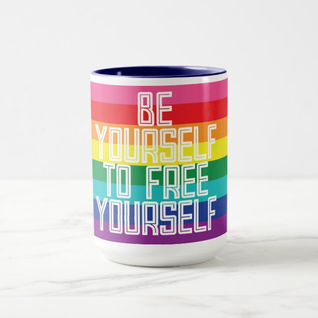 CANECA BE YOURSELF TO FREE YOURSELF RAINBOW (Centro)