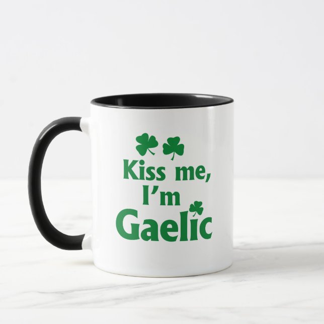 Caneca Beije-me sou gaélico (Esquerda)