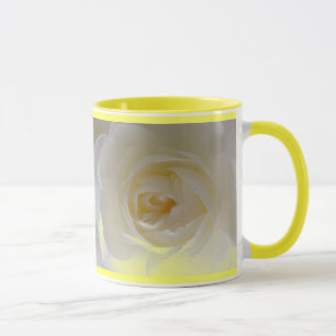 Caneca Bela Rosa de Café de Rosas Brancas