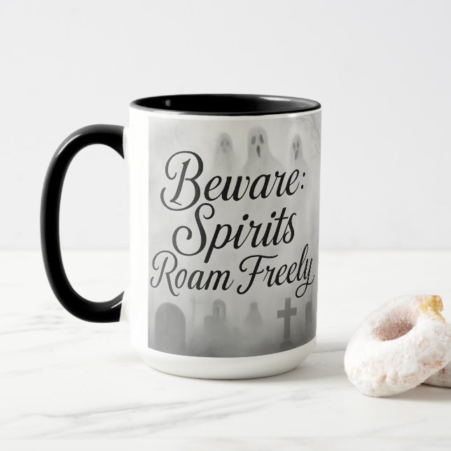 Caneca Beware Spirits Roam Freely Spooky Ghost Graveyard (Com Donut)
