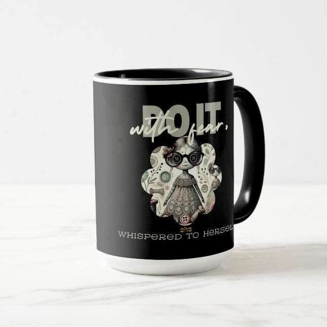 Caneca Boneca Gótica (Frente Esquerda)