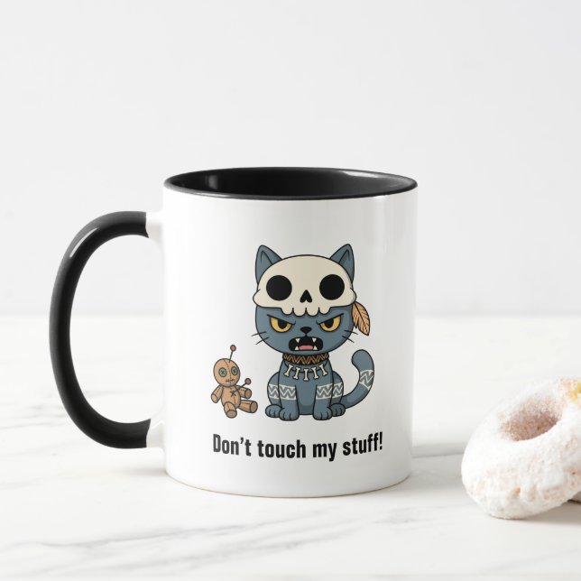 Caneca Boneca Vodu de Gato Bruxa com Texto Personalizado (Com Donut)