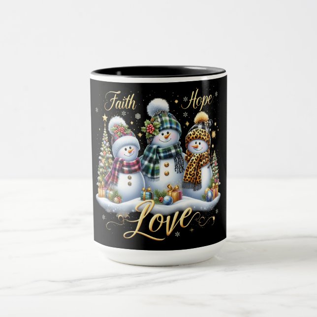 Caneca Bonecos de Neve com Presentes e Árvores (Centro)