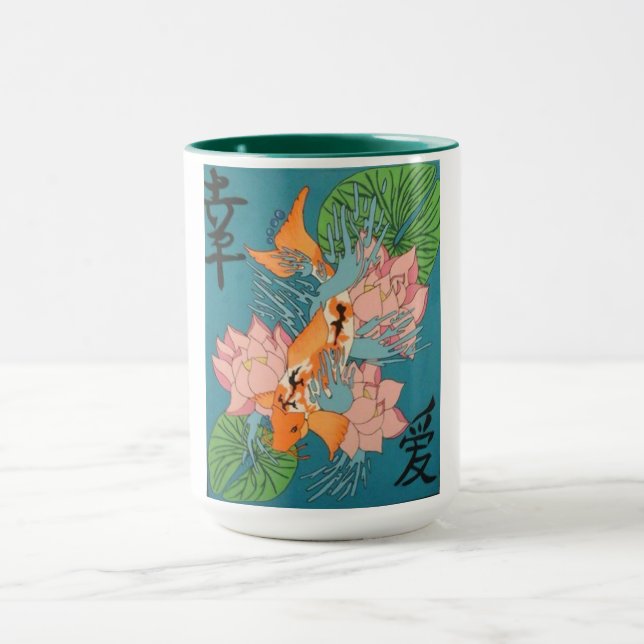 Caneca bonita dos peixes de Koi do japonês (Centro)