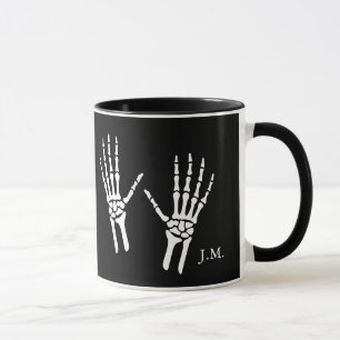 Caneca Bony Skeleton Mãos Radiologista Negro Halloween