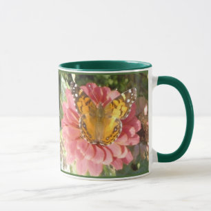 Caneca Borboleta em uma Hidrara Rosa