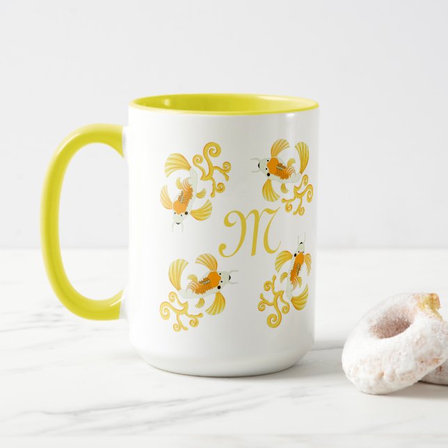 Caneca Borboleta ouro Koi Monograma (Com Donut)