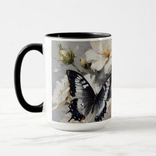 Caneca Borboletas Pretas E Brancas Em Flores Brancas,