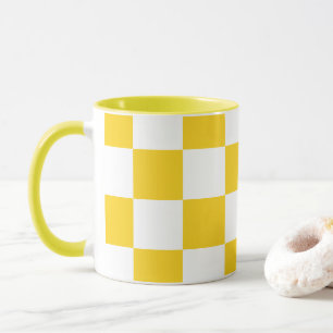 Caneca Branco com Combo Padrão Quadrado Amarelo de 11 oz