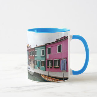 Caneca Burano na lagoa Venetian