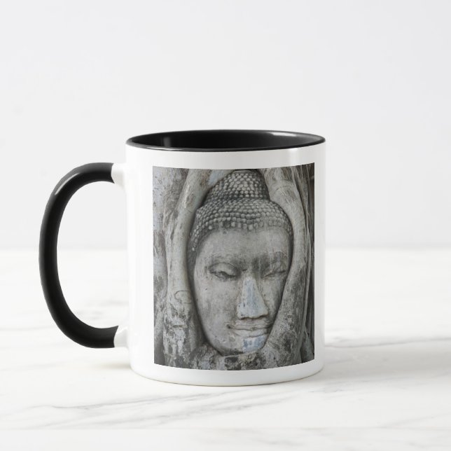 Caneca Cabeça de arenito de Buda cercada por árvore (Esquerda)