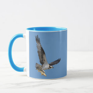 Caneca Caça ao Osprey Voando para Peixes