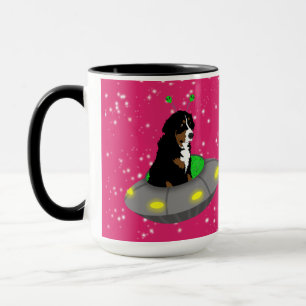 Caneca Cachorro da Montanha Bernese alienígena