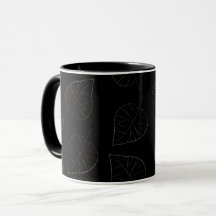 Café com padrão de folha preta e dourada