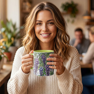 Caneca café floral de flor roxa em estilo de vitral