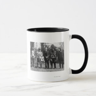 Caneca Calvin Coolidge com a fotografia dos indianos de