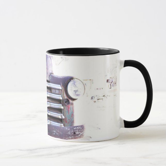 Caneca Caminhão Antigo com Grinalda Natalícia Festiva (Direita)