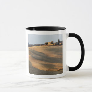 Caneca Campo agrícola ao pôr do sol, Val d'Orcia, Toscana