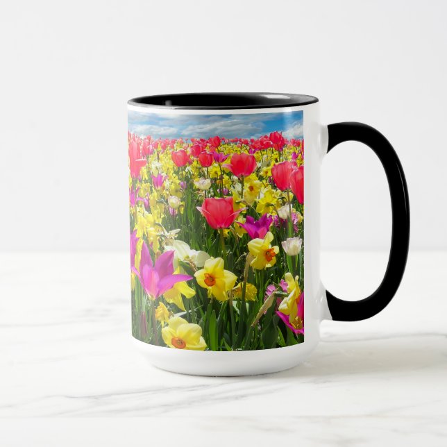Caneca Campo colorido bonito da tulipa (Direita)