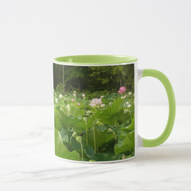 Caneca Campo de Flores de Lotus no Jardim de Verão (Direita)
