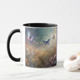 Caneca Campo de Lavandas de Flores Silvestres e Borboleta
