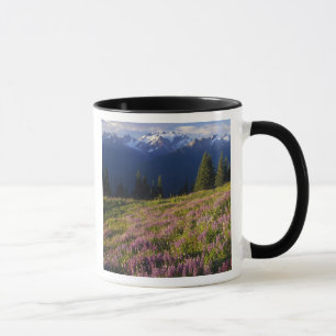 Caneca Campo de tremoço, Monte Olimpo e nuvens em