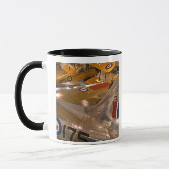 Caneca Canadá, Alberta, Calgary: Museu Aero Espacial de (Esquerda)