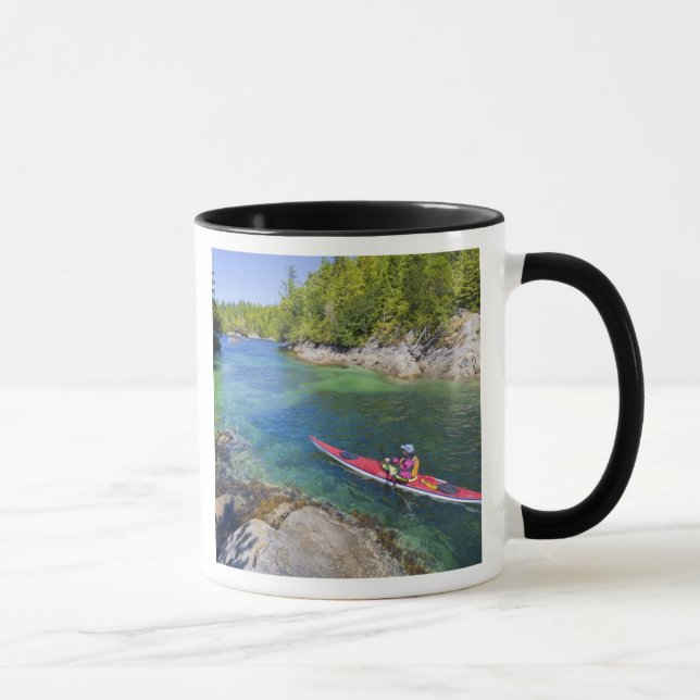 Caneca Canadá, Colúmbia Britânica, Ilha de Vancouver. Mar (Direita)