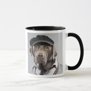 Caneca Cão na camisola e no boné