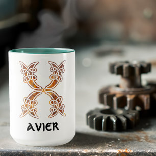 Caneca Capital Decorativo do Nó Celta do século XVI X