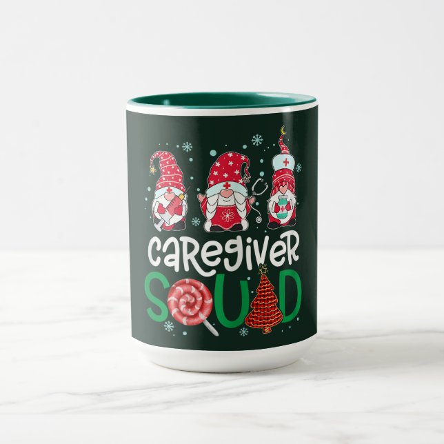 Caneca Caregiver Squad Christmas (Centro)