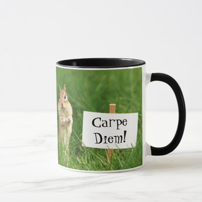 Caneca Carpe Diem! Chipmunk com sinal (Direita)
