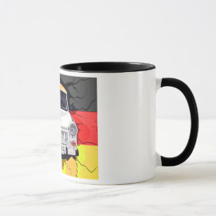 Caneca Carro de Trabant e bandeira alemão, muro de Berli
