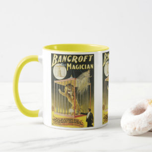 Caneca Cartaz Mágico Vintage, Mágico Bancroft e Leão