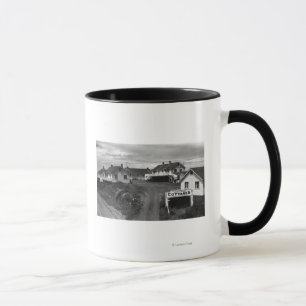 Caneca Casas de campo da vista para o mar de