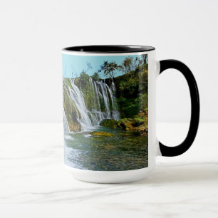 Caneca cascata