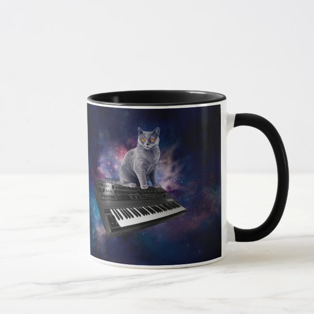 Caneca Cat no sintetizador no espaço (Direita)