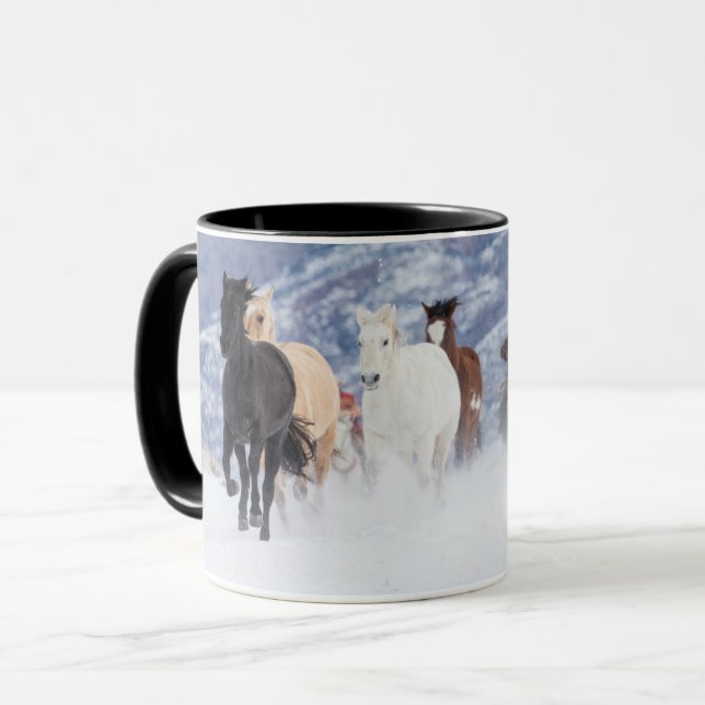 Caneca Cavalo Correndo Através da Neve (Frente Esquerda)