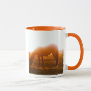 Caneca Cavalo de AQHA que pasta no por do sol