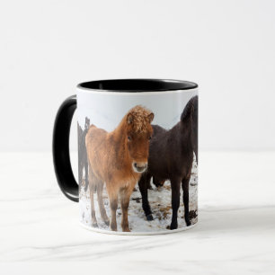 Caneca Cavalo Islandês Durante o Inverno Islândia
