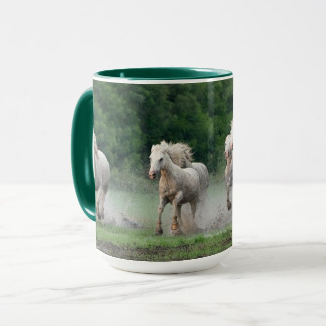 Caneca Cavalos Camargue Correndo na Água (Frente Esquerda)