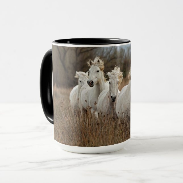 Caneca Cavalos de Camargue Correndo (Frente Esquerda)