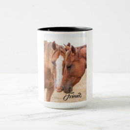 Caneca Cavalos que se infundem numa pastagem